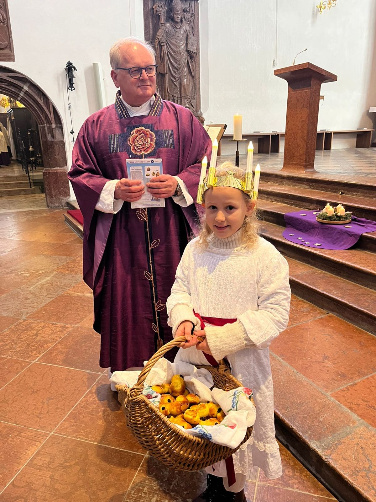 Lucia schenkt den Menschen Licht und Liebe